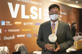 DB彩票
董事长彭双浪荣获潘文渊文教基金会 ERSO Award