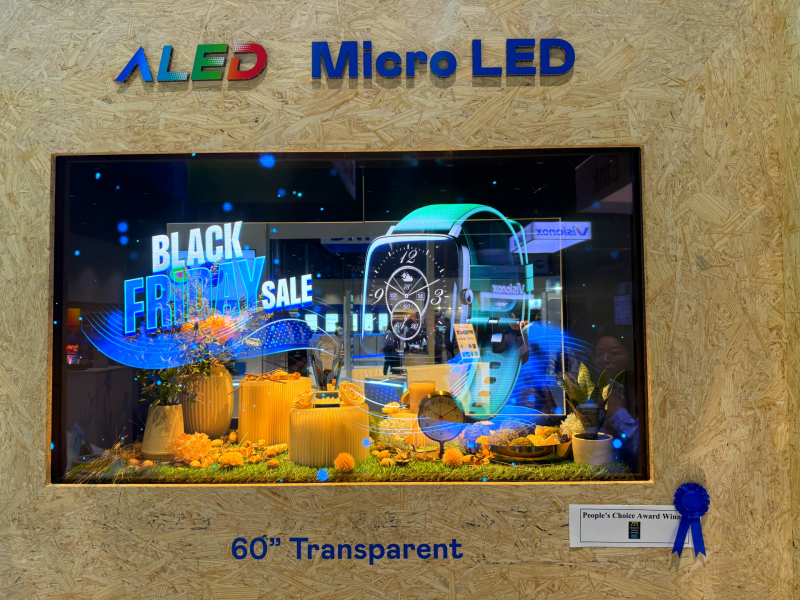 DB彩票
60吋高透明度Micro LED显示器获”最佳Micro LED技术应用奖”，将Micro LED面板透明化之设计特性极致发挥，以可扩展性无缝拼接技术打造，具备600 nits全画面亮度、大于60%穿透率及超过NTSC 110%的优异广色域表现，可依需求灵活应用于各种场域